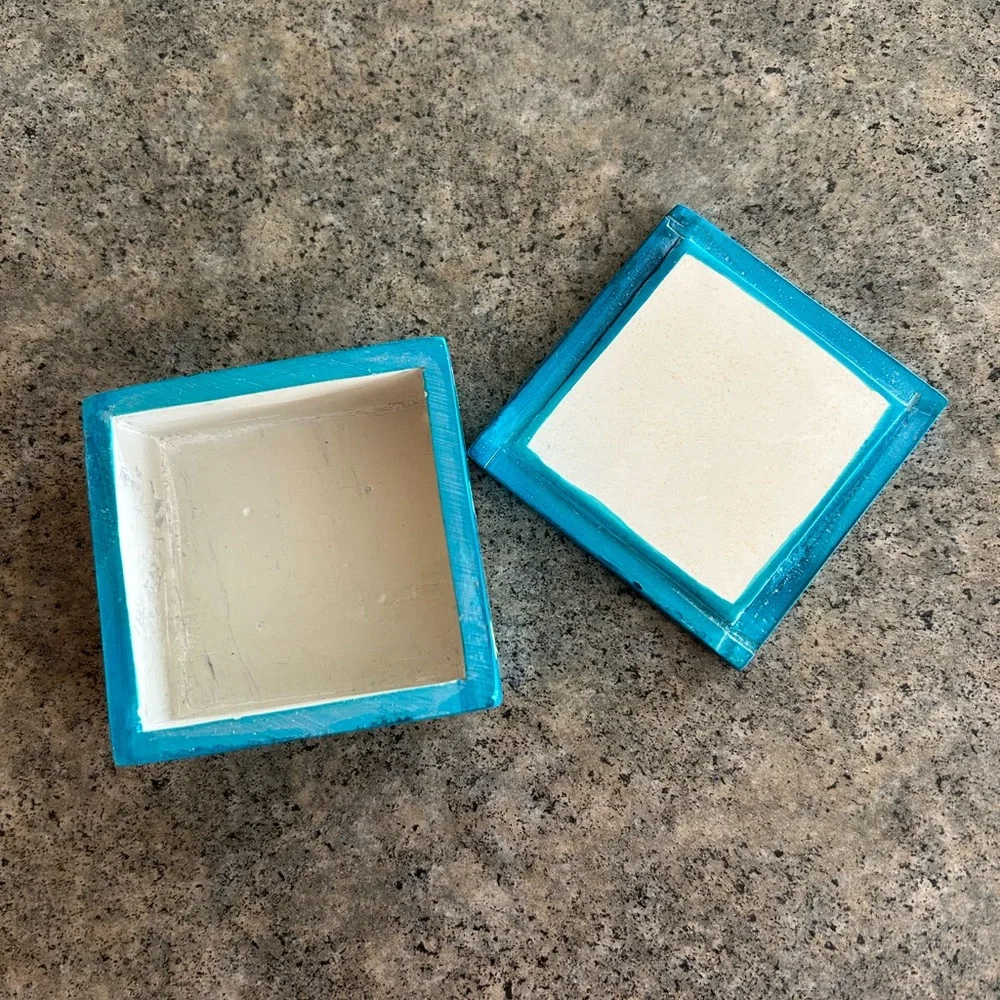 💙 Heart Flower Jewelry Trinket Box Turquoise-Colored Soapstone Fair Trade NWOT